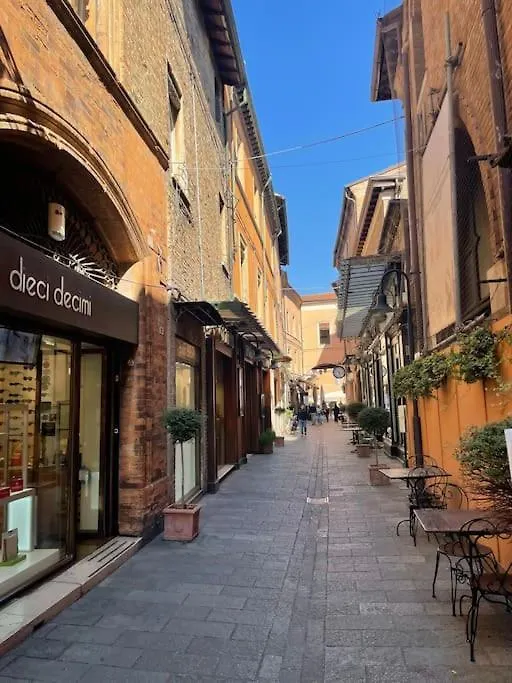 Cairoli Apartment contacts